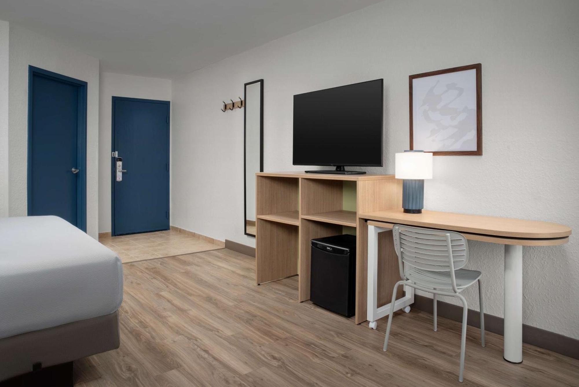Spark By Hilton Tampa Brandon Exteriör bild