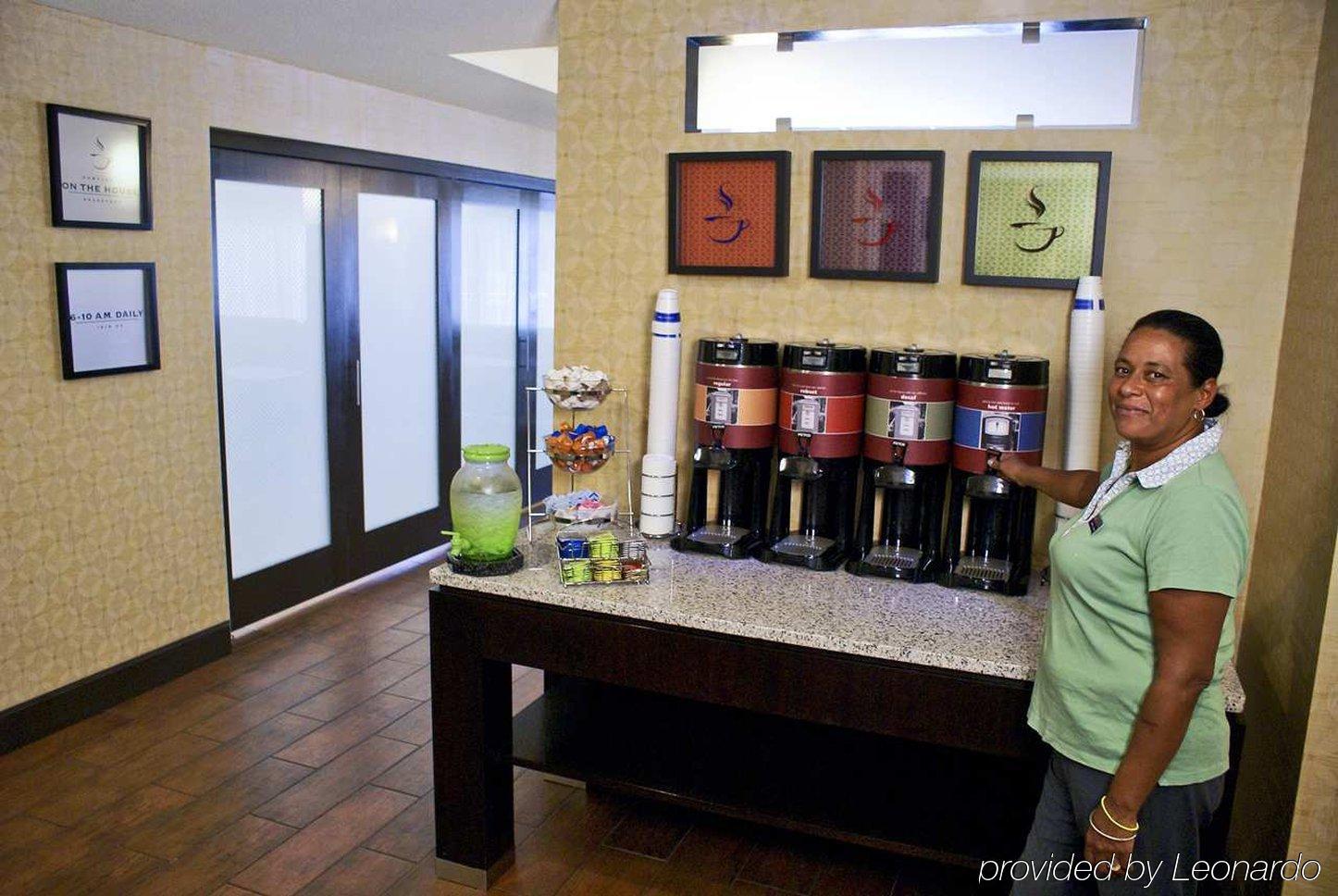 Spark By Hilton Tampa Brandon Restaurang bild