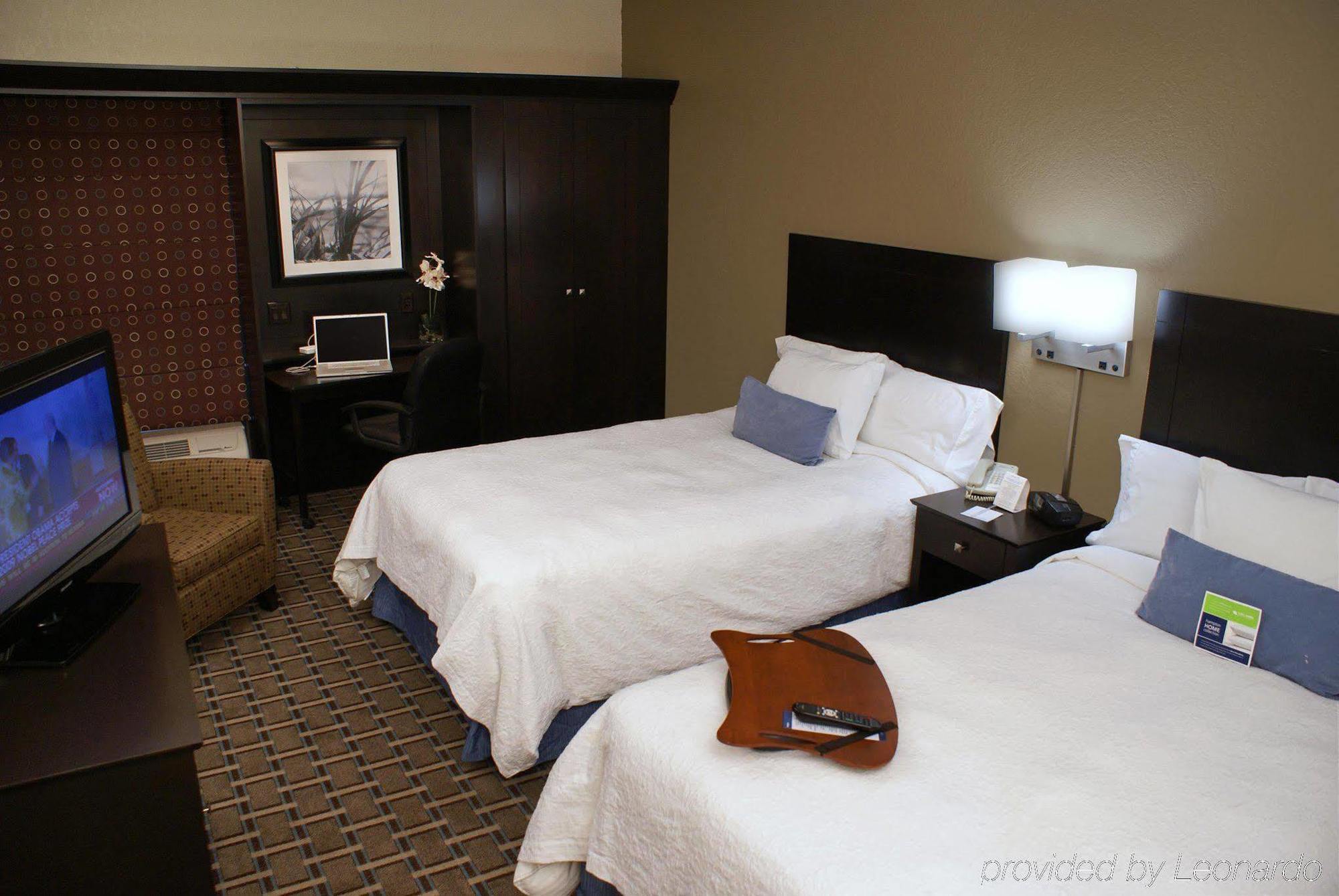 Spark By Hilton Tampa Brandon Rum bild